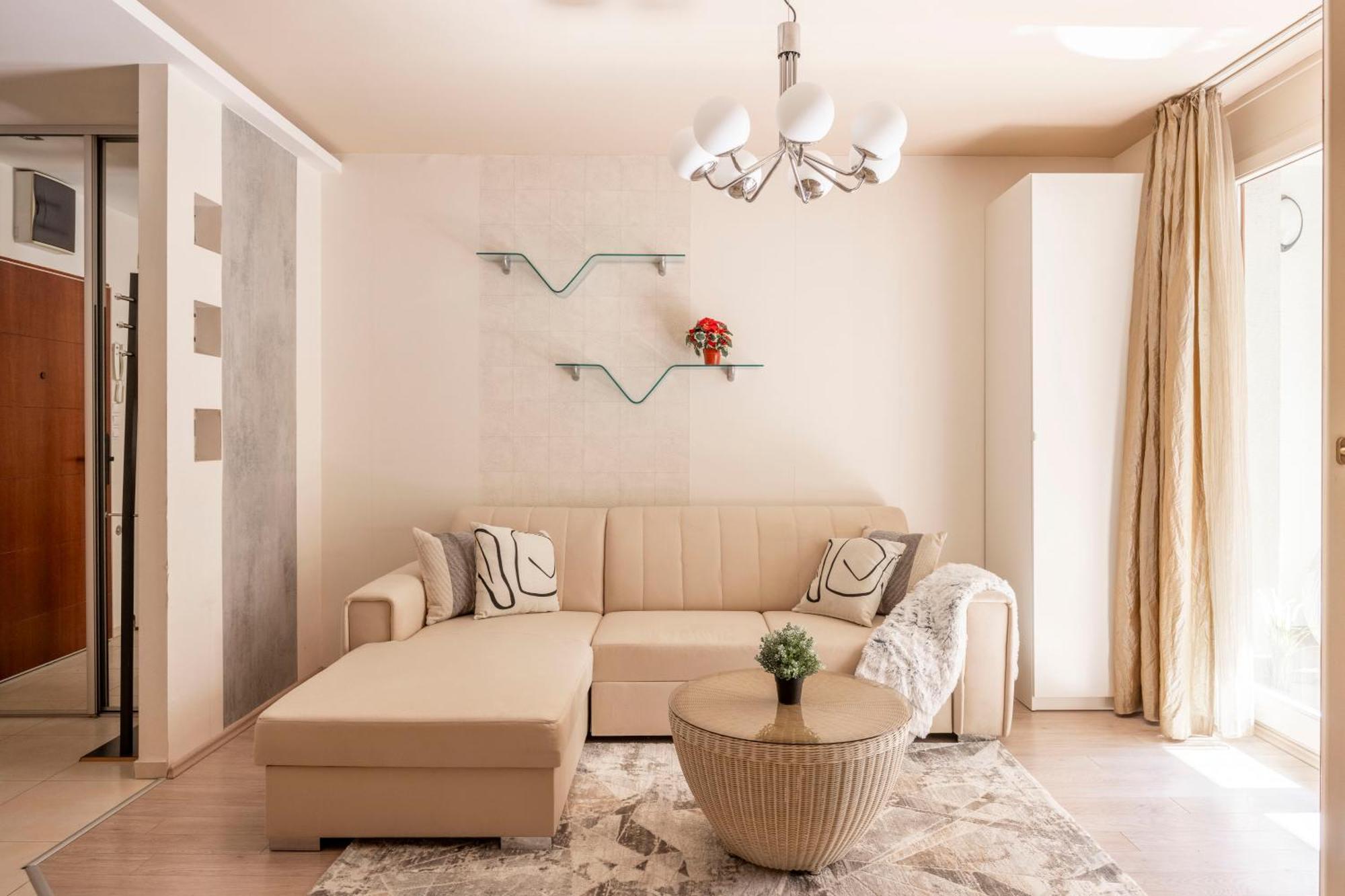 Exclusive Central Suite With Balcony By Prestige Homes Budapest Bagian luar foto