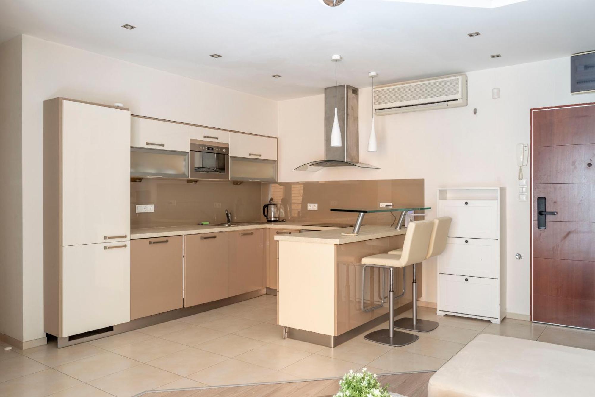 Exclusive Central Suite With Balcony By Prestige Homes Budapest Bagian luar foto
